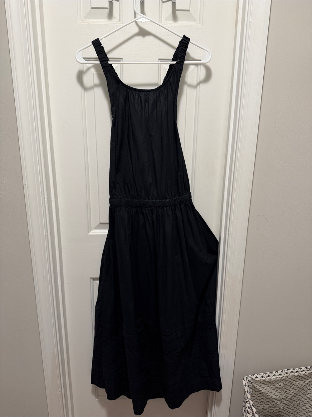 GAP Black Sleeveless Maxi Dress